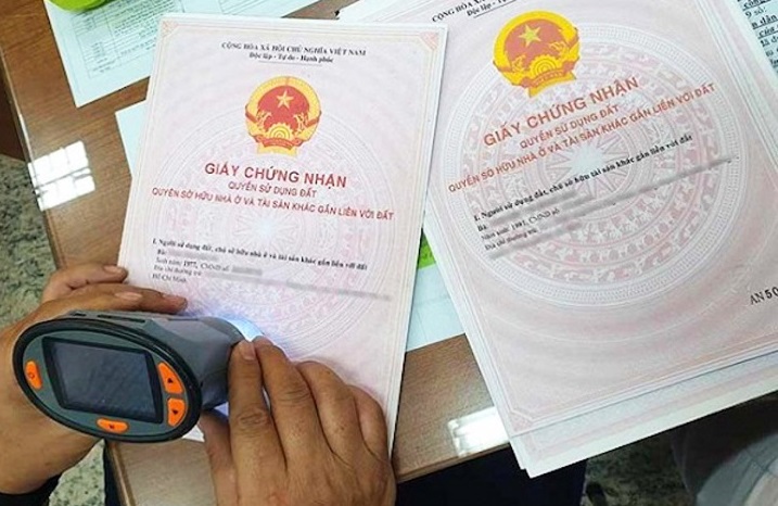 Nên kiểm tra mảnh đất hoặc ngôi nhà không thuộc diện bị thu hồi, giải tỏa,...