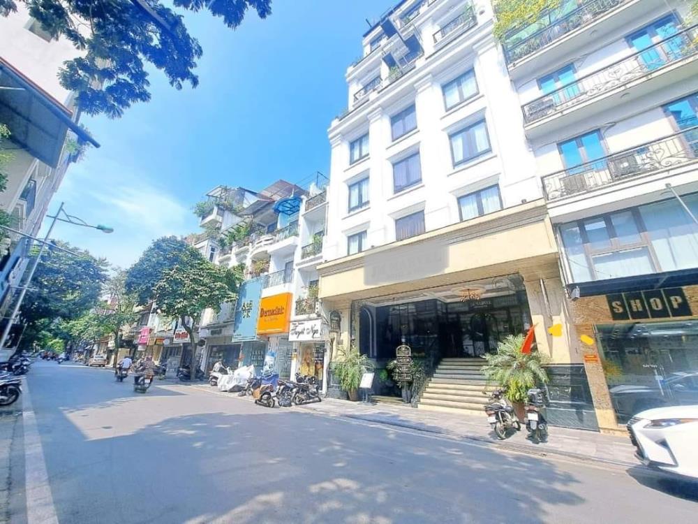 Nhà mặt phố tại các tuyến đường lớn là loại hình bất động sản được săn đón