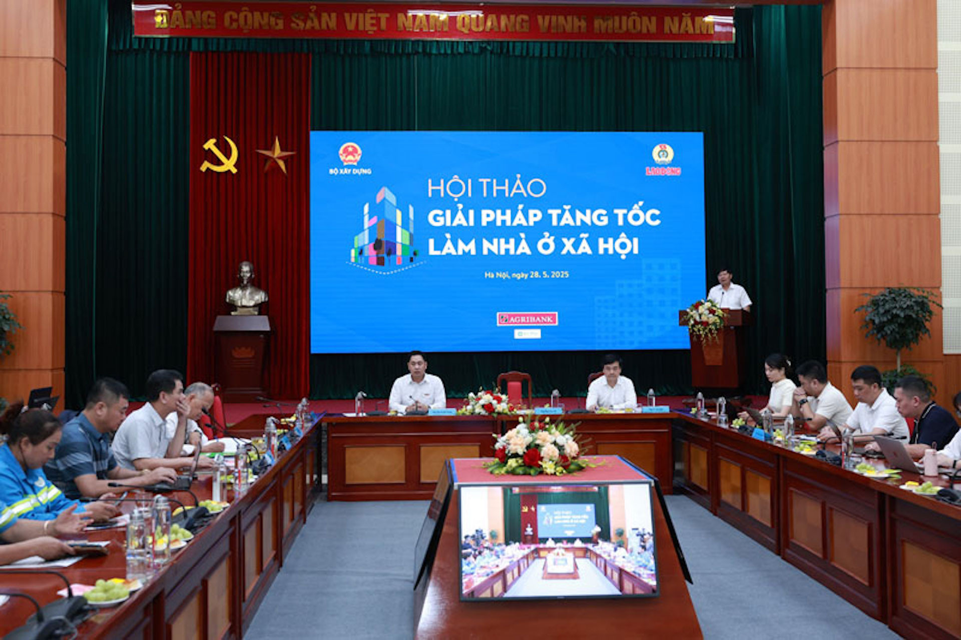 Hội thảo “Giải pháp tăng tốc làm nhà ở xã hội“