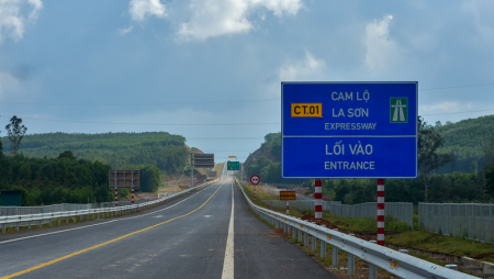 cao tốc Cam Lộ La Sơn