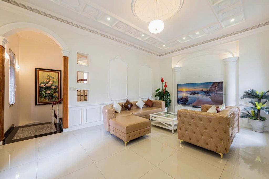 Biệt thự Villa La Rose Blanc đáp ứng nhu cầu của các nhóm khách nghỉ dưỡng hoặc gia đình lớn