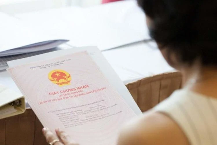 Sổ đỏ đứng tên người đã mất vẫn có thể được sang tên