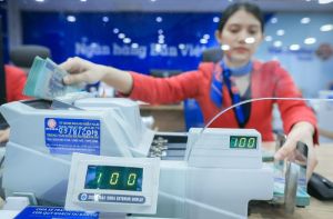 Lãi suất cho vay tháng 11/2025 liên tục tăng, cao nhất dao động từ 6.5 – 9% lãi suất cho vay tháng 11/2025